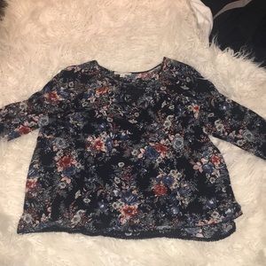 American Eagle Flowy Blouse